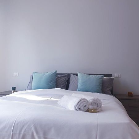 Michelangelo Apartments Кормано Экстерьер фото